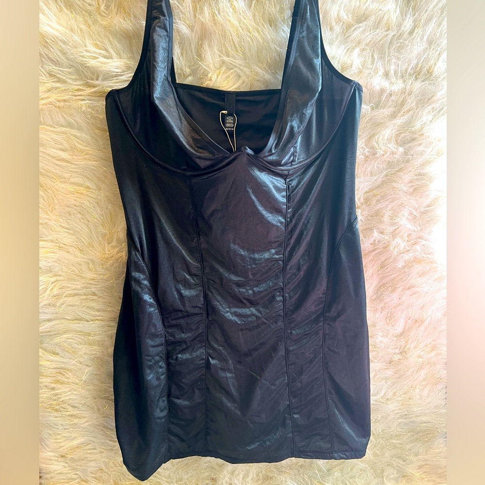 SKIMS glissenette dress